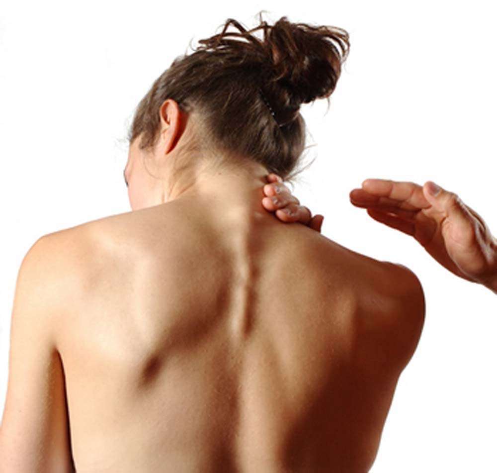 Pain in Thoracic Spine and How Chiropractors Can Help